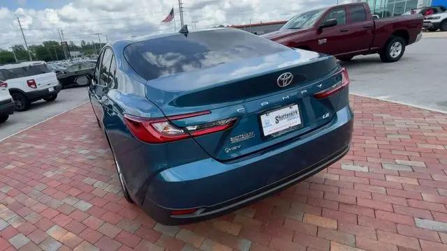 2025 Toyota Camry LE