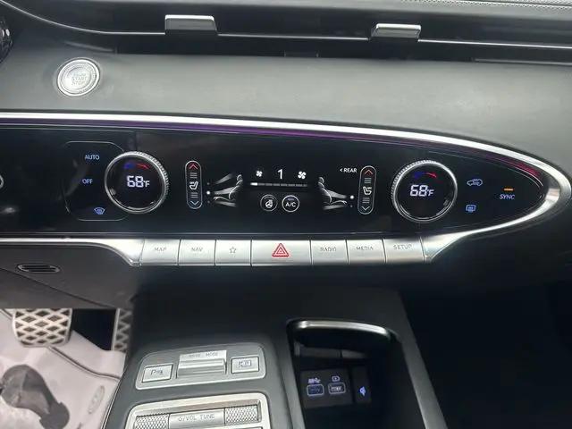 2024 Genesis GV70 3.5T AWD Sport