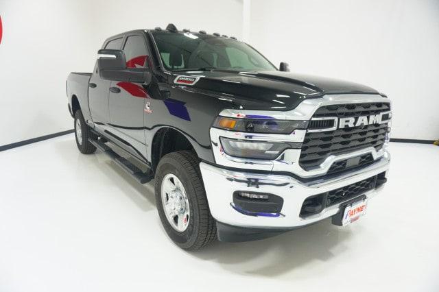 2026 RAM Ram 2500 RAM 2500 TRADESMAN CREW CAB 4X4 64 BOX 2026 RAM Ram 2500 RAM 2500 TRADESMAN CREW CAB 4X4 64 BOX