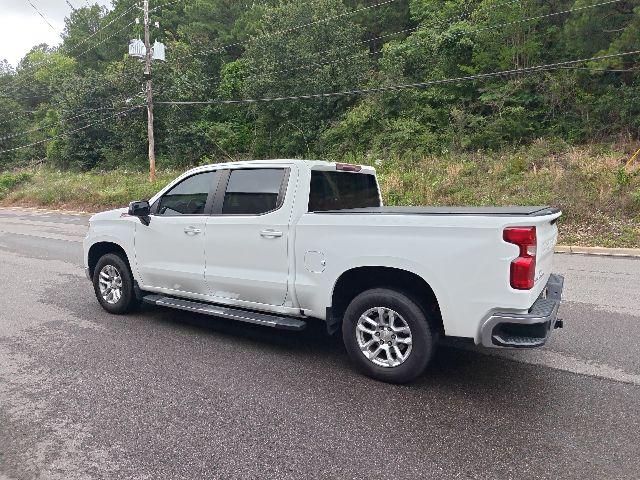 2022 Chevrolet Silverado 1500 4WD Crew Cab Standard Bed LT