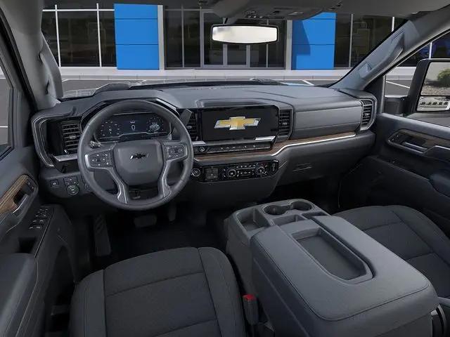 2026 Chevrolet Silverado 2500HD Crew Cab, Standard Bed, LT, 4WD