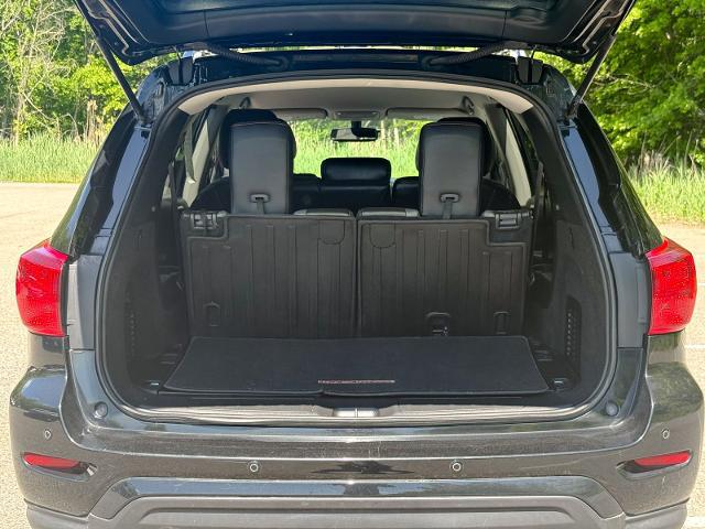 2019 Nissan Pathfinder SV