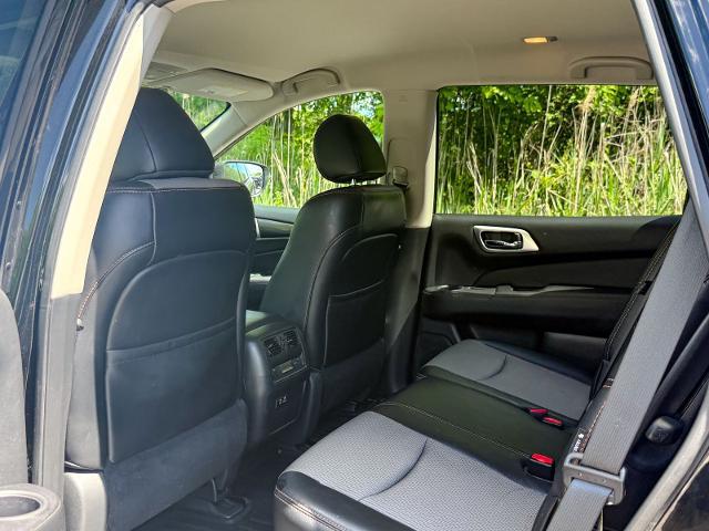 2019 Nissan Pathfinder SV