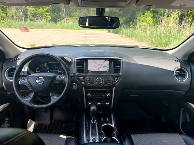 2019 Nissan Pathfinder SV
