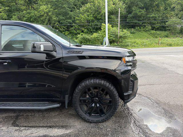2022 Chevrolet Silverado 1500 4WD Crew Cab Short Bed RST