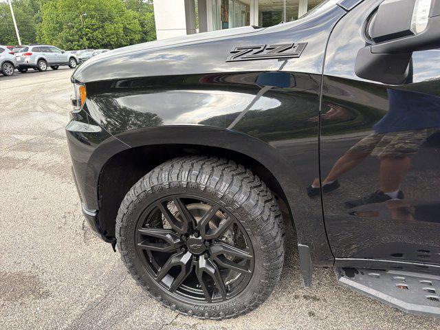2022 Chevrolet Silverado 1500 4WD Crew Cab Short Bed RST