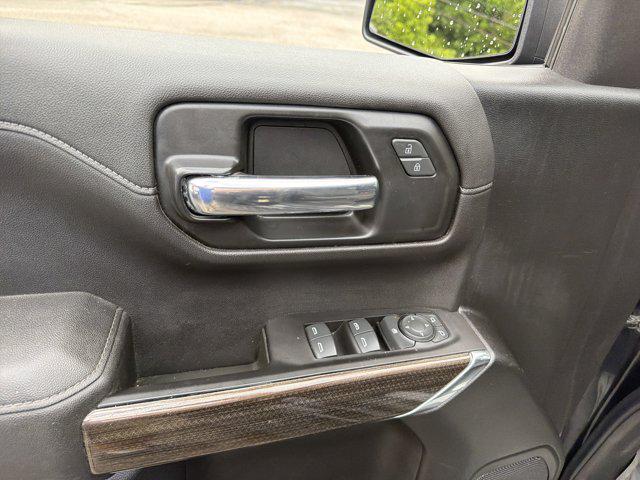 2022 Chevrolet Silverado 1500 4WD Crew Cab Short Bed RST