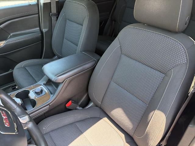 2023 GMC Acadia AWD SLE