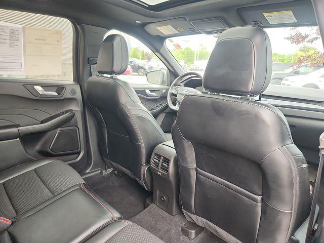 2023 Ford Escape ST-Line Select