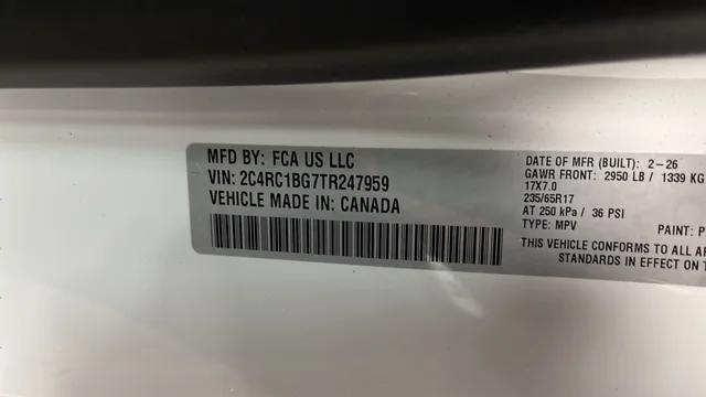 2026 Chrysler Pacifica Select