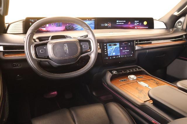 2025 Lincoln Navigator Black Label