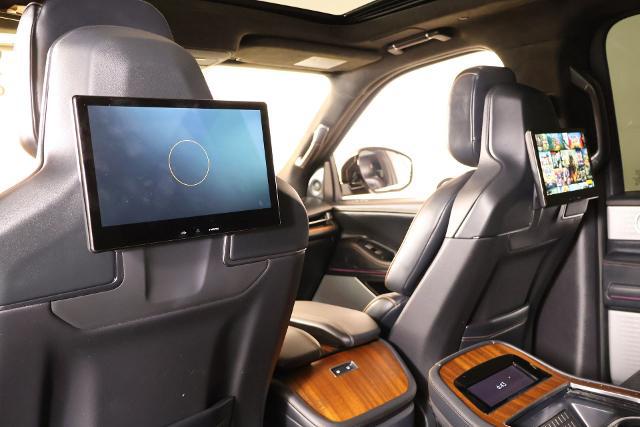 2025 Lincoln Navigator Black Label