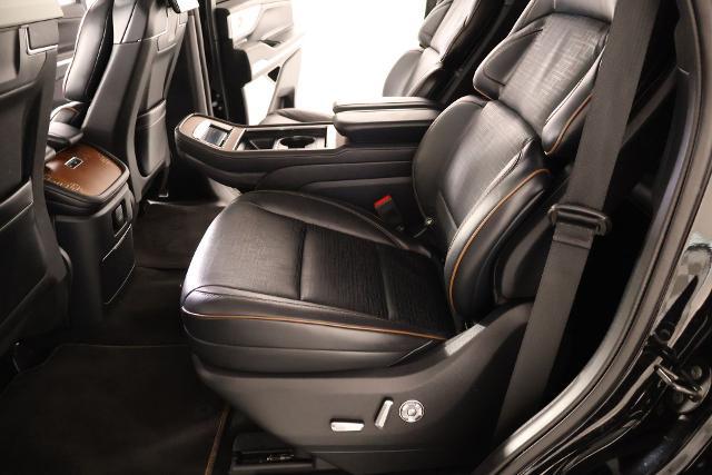 2025 Lincoln Navigator Black Label