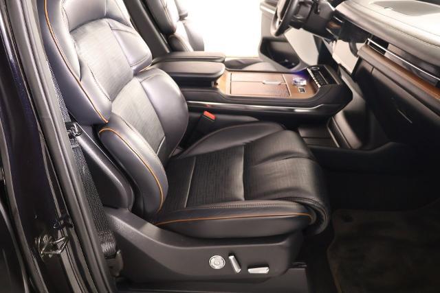 2025 Lincoln Navigator Black Label