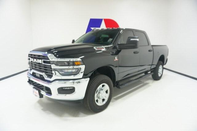2026 RAM Ram 2500 RAM 2500 TRADESMAN CREW CAB 4X4 64 BOX
