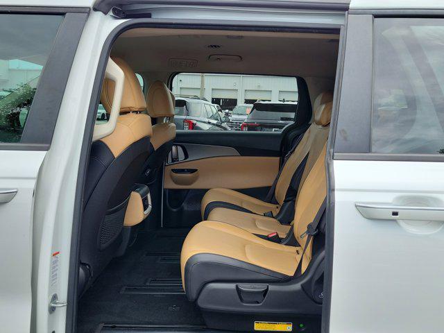 2022 Kia Carnival MPV LX Seat Package