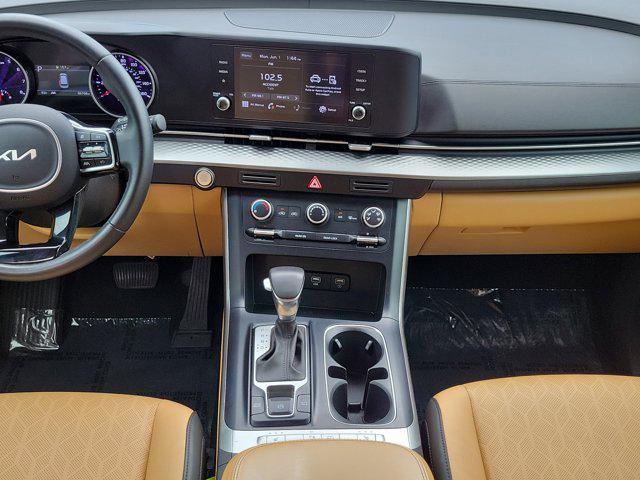 2022 Kia Carnival MPV LX Seat Package