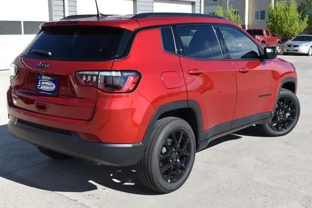 2026 Jeep Compass Latitude Altitude
