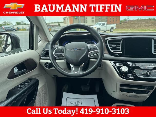 2017 Chrysler Pacifica Touring-L Plus