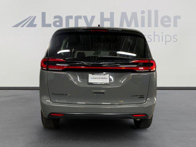 2023 Chrysler Pacifica Limited AWD