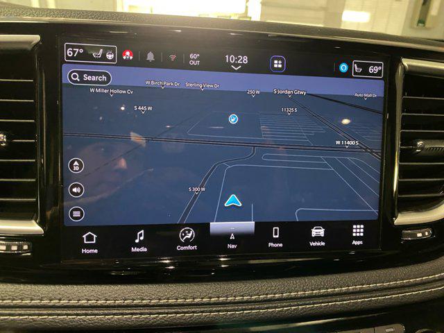 2023 Chrysler Pacifica Limited AWD