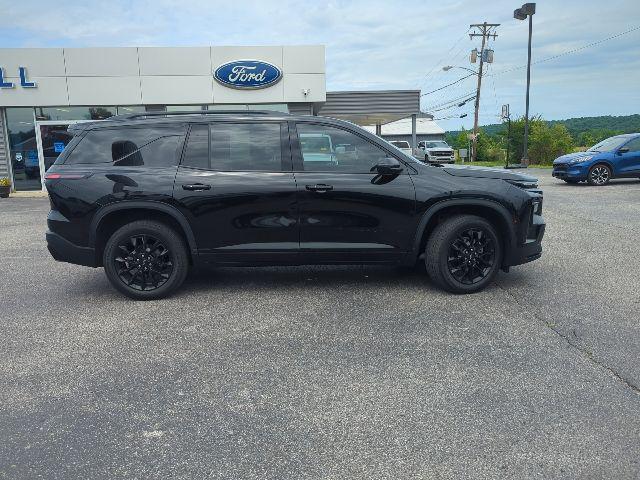2024 Chevrolet Traverse AWD LT