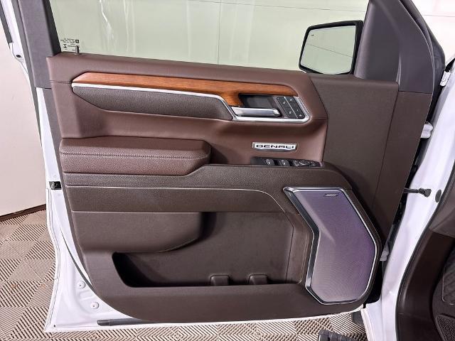 2023 GMC Sierra 1500 4WD Crew Cab Short Box Denali