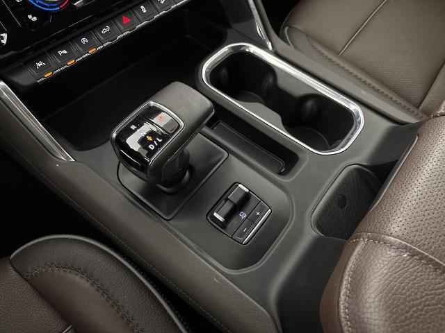 2023 GMC Sierra 1500 4WD Crew Cab Short Box Denali