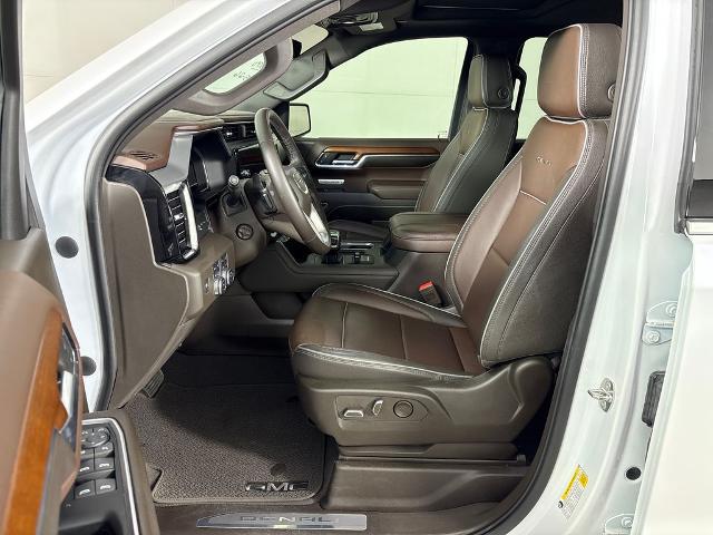 2023 GMC Sierra 1500 4WD Crew Cab Short Box Denali