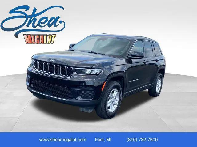 2023 Jeep Grand Cherokee Laredo for sale in Flint, MI