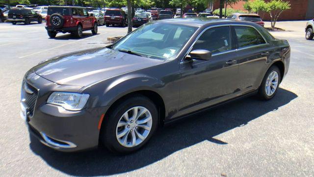 2015 Chrysler 300 Limited