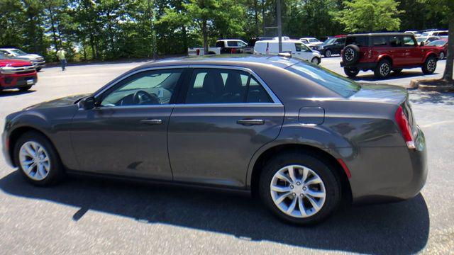 2015 Chrysler 300 Limited