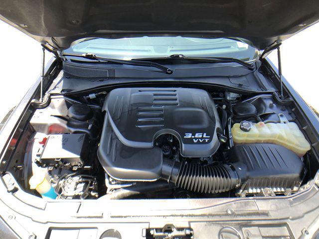 2015 Chrysler 300 Limited