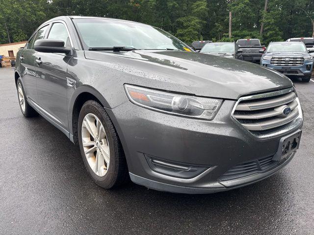 2016 Ford Taurus SEL