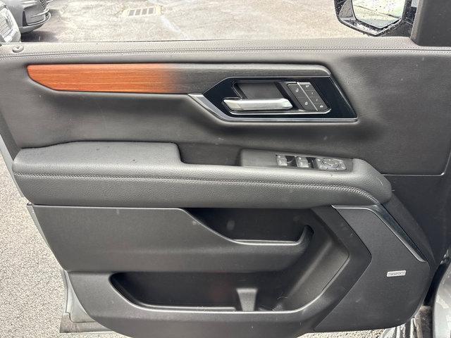2025 GMC Yukon 4WD Denali
