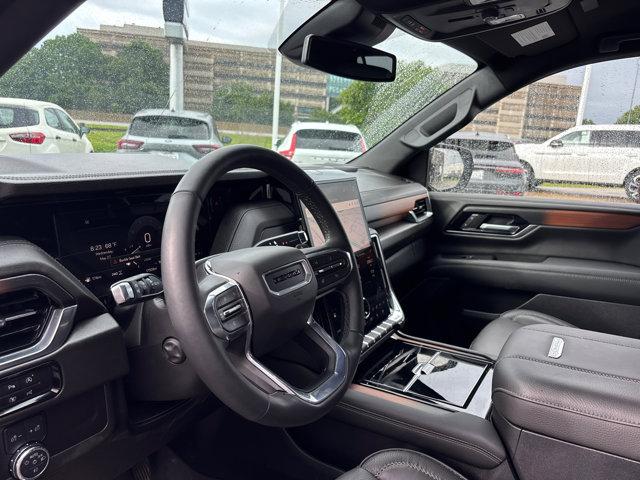 2025 GMC Yukon 4WD Denali