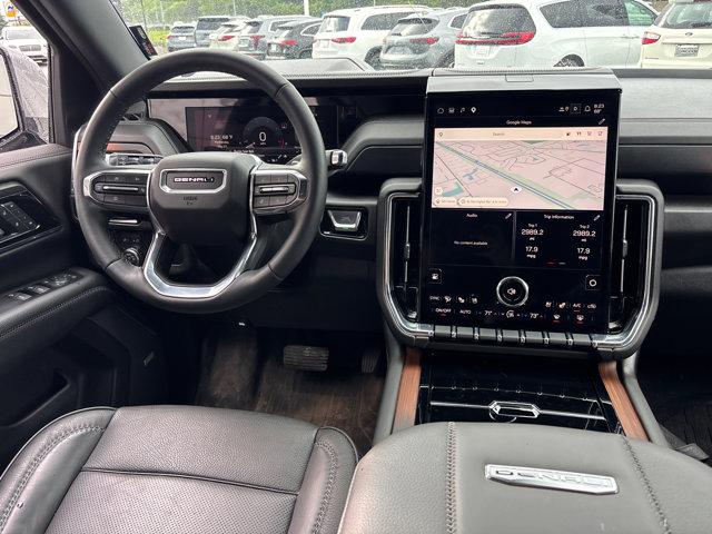 2025 GMC Yukon 4WD Denali