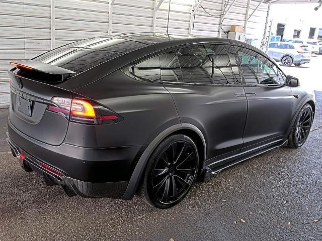 2022 Tesla Model X Base