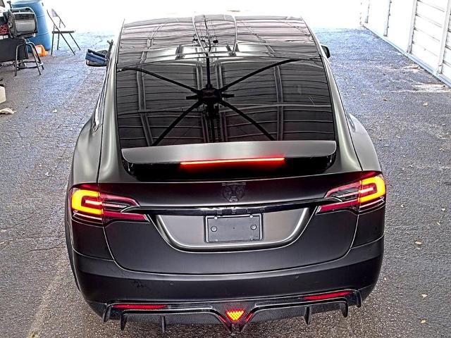 2022 Tesla Model X Base