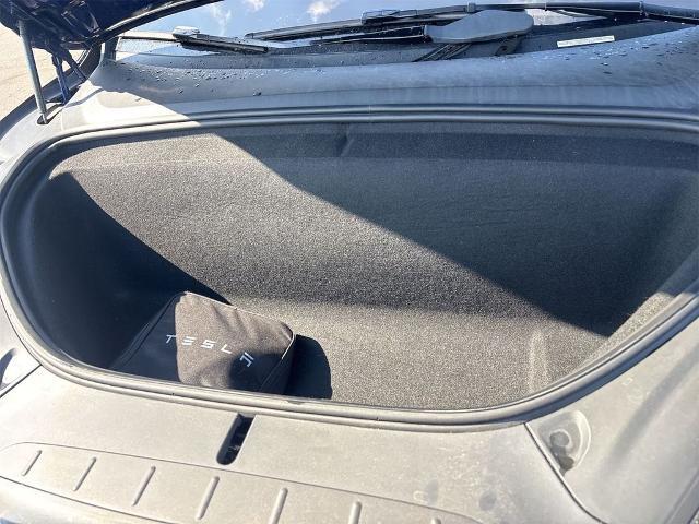 2022 Tesla Model X Base