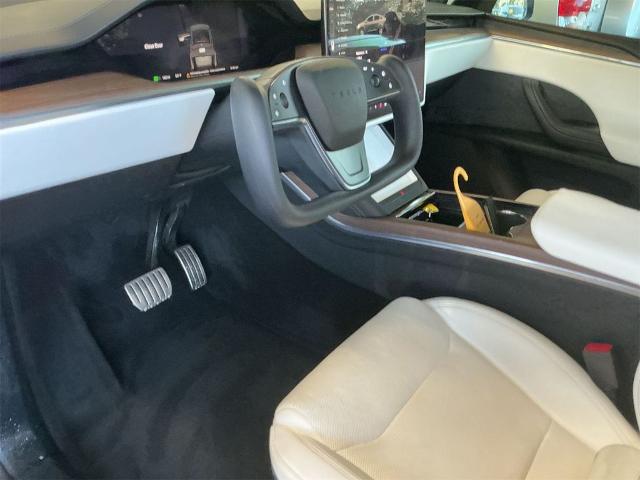 2022 Tesla Model X Base