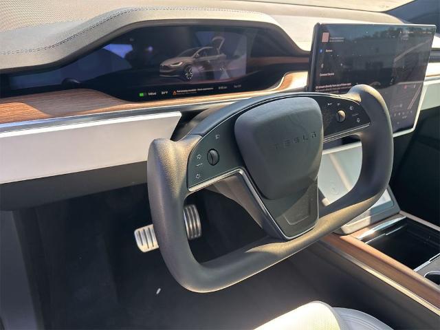 2022 Tesla Model X Base