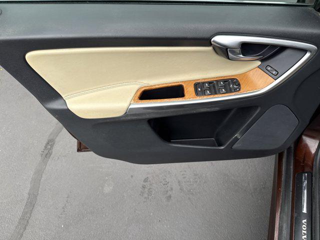 2017 Volvo XC60 T6 Inscription