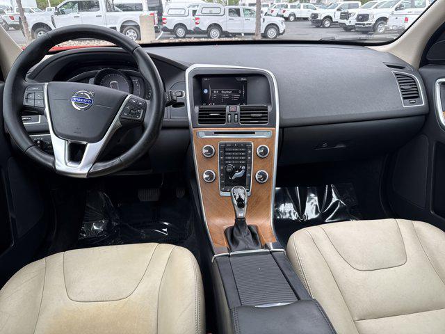 2017 Volvo XC60 T6 Inscription