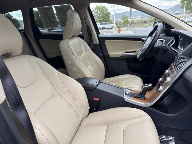 2017 Volvo XC60 T6 Inscription