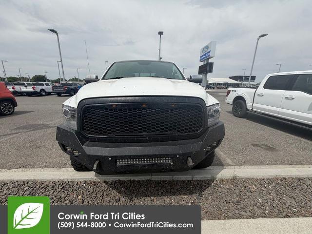 2017 Ram 1500 Laramie Crew Cab 4x4 6'4" Box