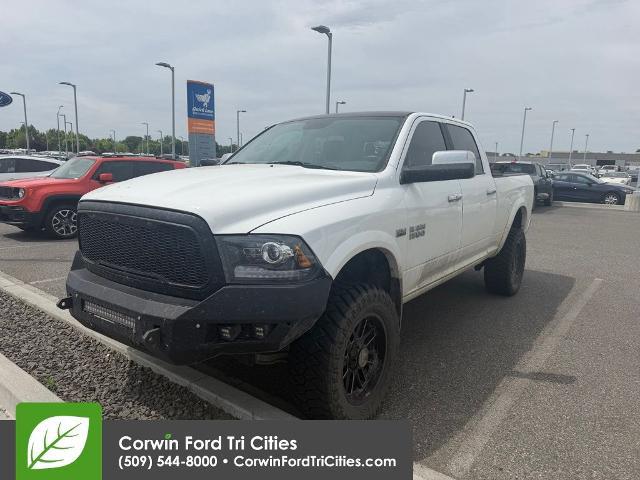 2017 Ram 1500 Laramie Crew Cab 4x4 6'4" Box