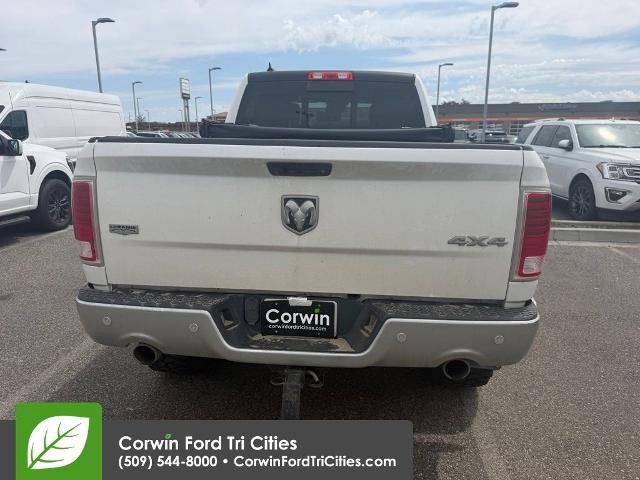 2017 Ram 1500 Laramie Crew Cab 4x4 6'4" Box