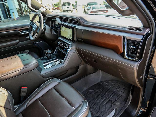 2023 GMC Sierra 1500 4WD Crew Cab Short Box Denali