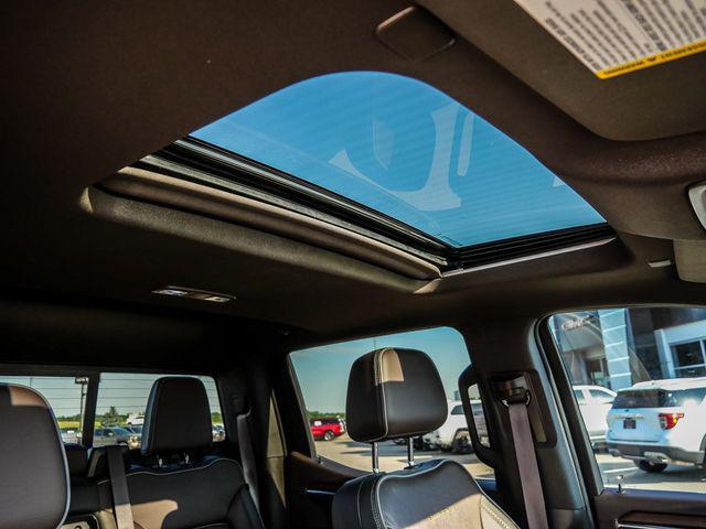 2023 GMC Sierra 1500 4WD Crew Cab Short Box Denali
